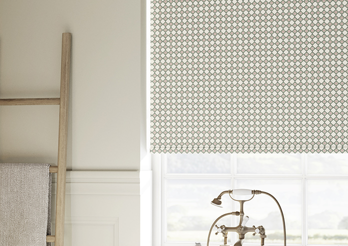 Adelaide, Checkers Rosies Pink - Roller Blind - Image 5